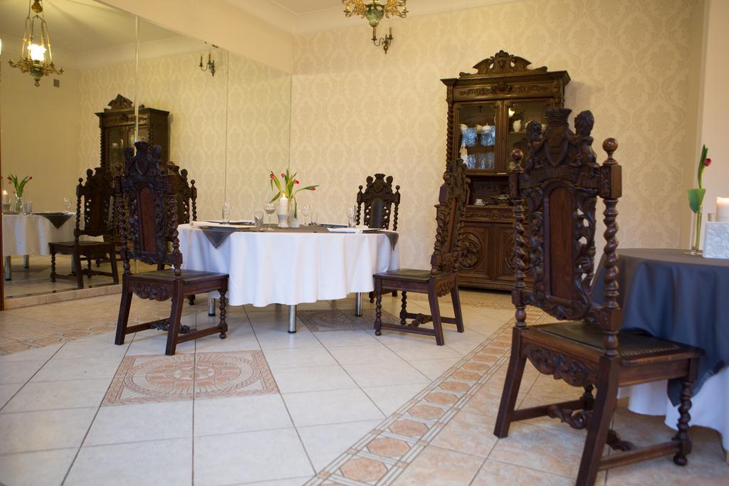Palac Jablonowo Bed & Breakfast Ujscie Ngoại thất bức ảnh